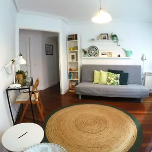 https://apartamento-en-el-centro-de-mundaka-ebi646.basquecountryhotels.org